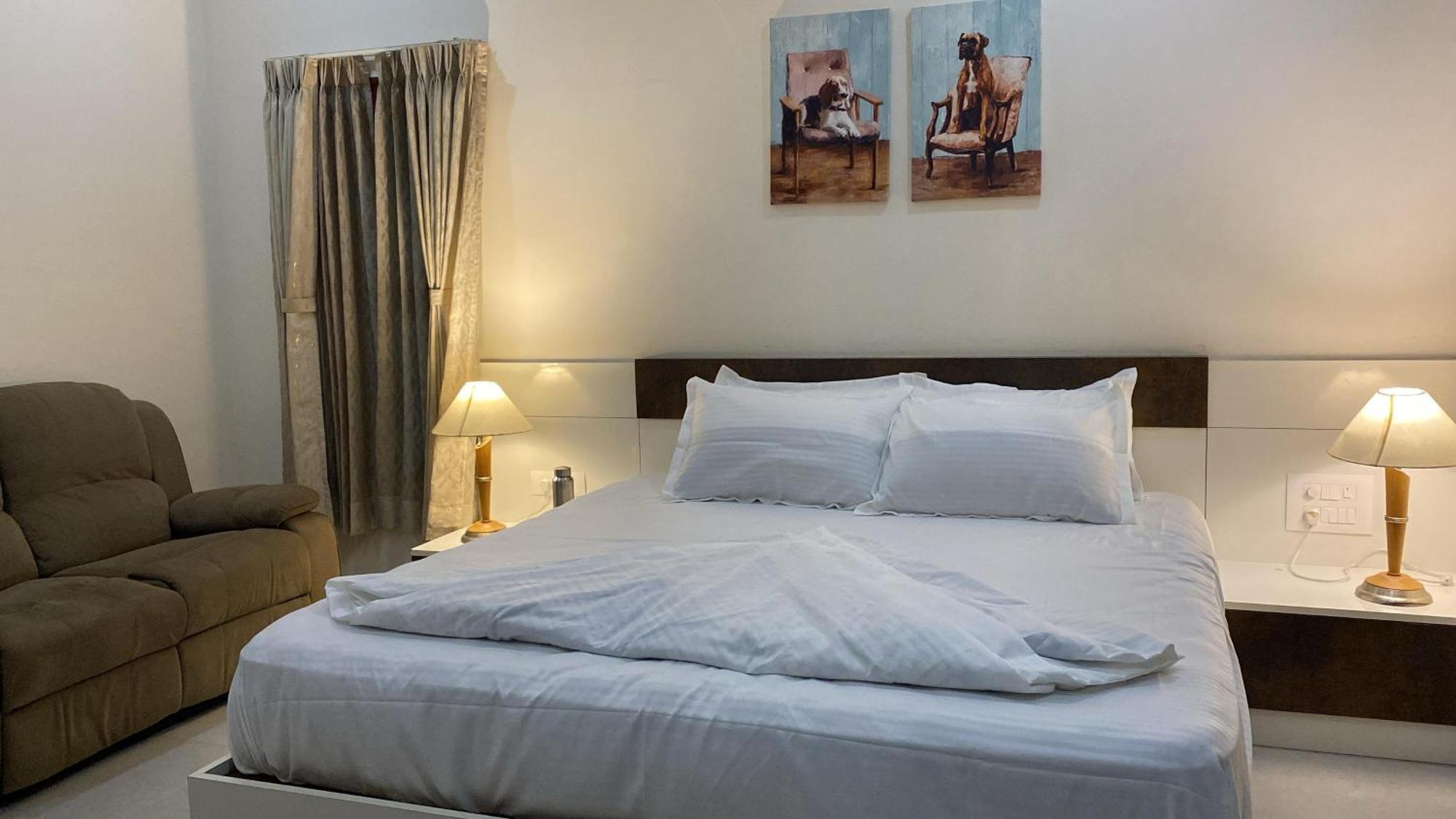Gatsby Grandeur Luxury Villa Bangalore Eksteriør billede